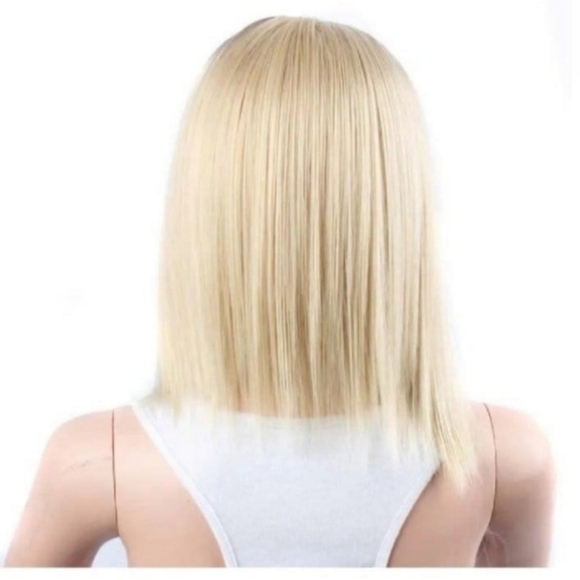 ♥︎New Blonde Ombre Wig + Free Gift♥︎ - Picture 5 of 12